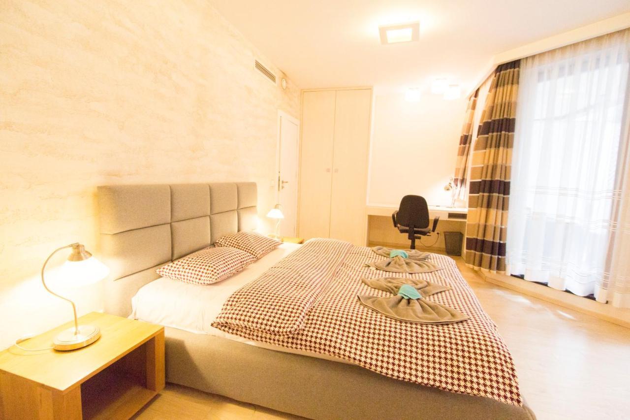 Apartments 4 You Krawiecka ヴロツワフ エクステリア 写真